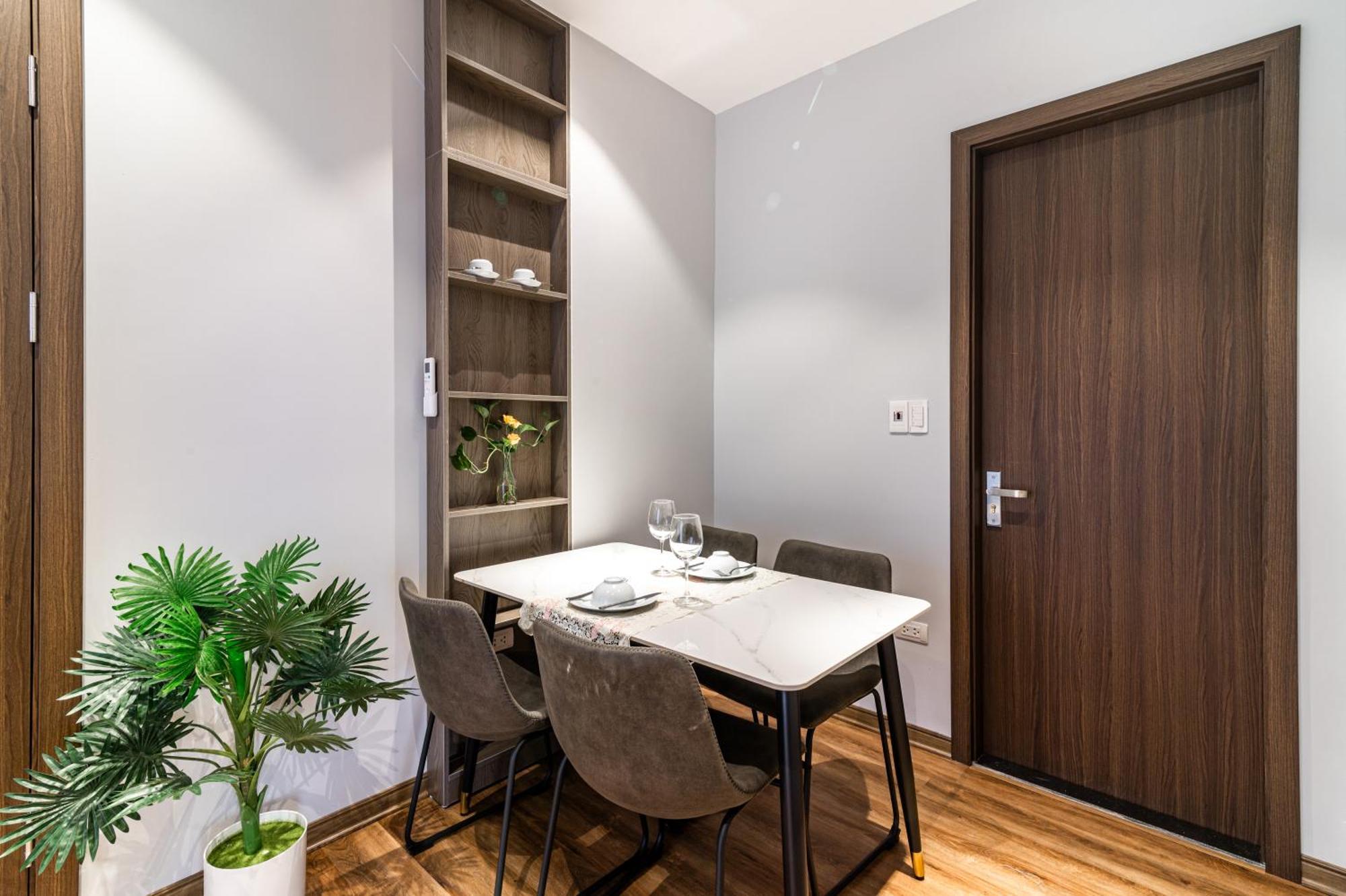 האנוי Luxe Paradise Suites Hotel To Ngoc Van מראה חיצוני תמונה
